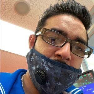 Meet your Posher, Zain